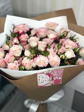 Букет цветов из:  Розы в Айхале
