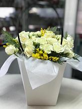 Цветочная композиция из Розы  в Айхале